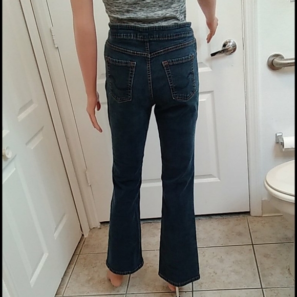 Levi's Signature Jeans Size 10 with 2% SPANDEX - Picture 6 of 14